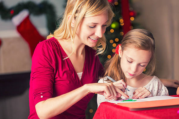 Five DIY Holiday Projects To Do With Your Little Ones